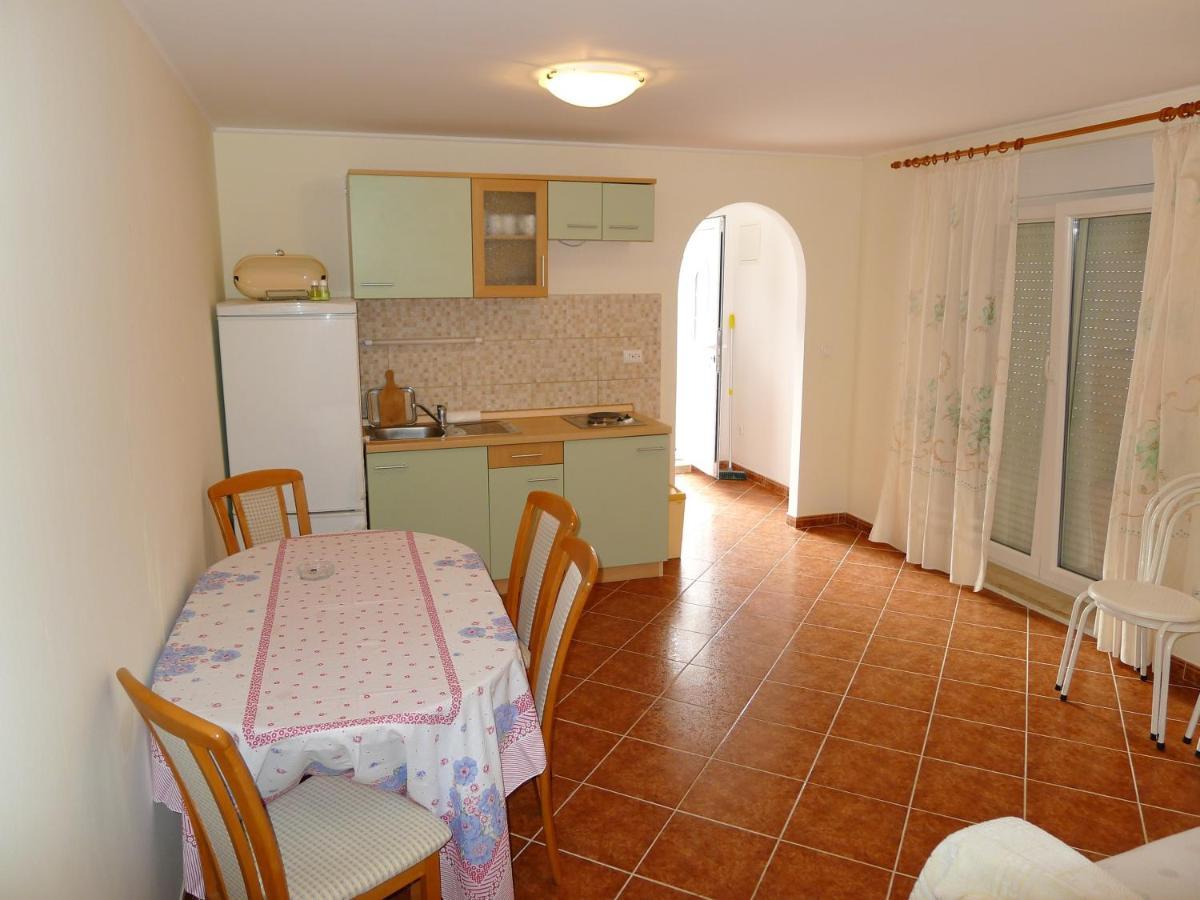 Apartments By The Sea Slatine, Ciovo - 15504 Экстерьер фото